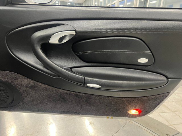 Used 2000 Porsche 911 Cabriolet image 18