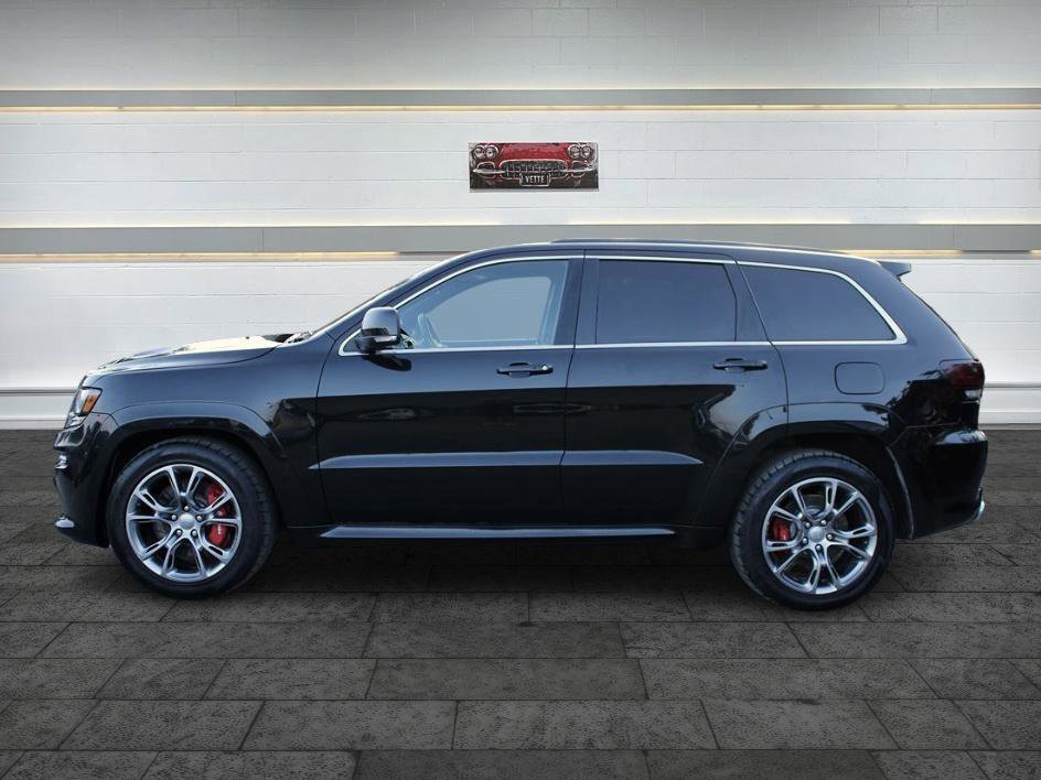 Used 2014 Jeep Grand Cherokee SRT8 w/ Luxury Group II AWD/4WD image 4