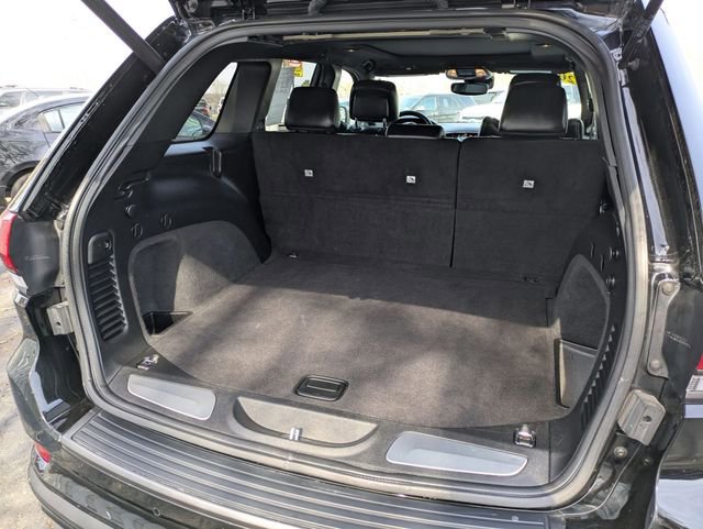 Used 2019 Jeep Grand Cherokee Limited X image 28