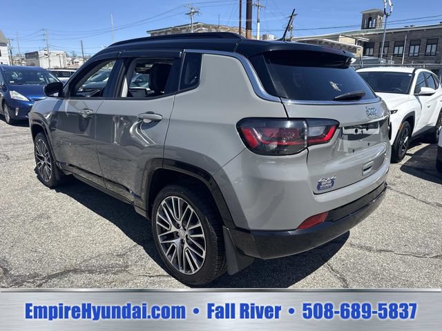 Used 2022 Jeep Compass Limited w/ Elite Group AWD/4WD image 9