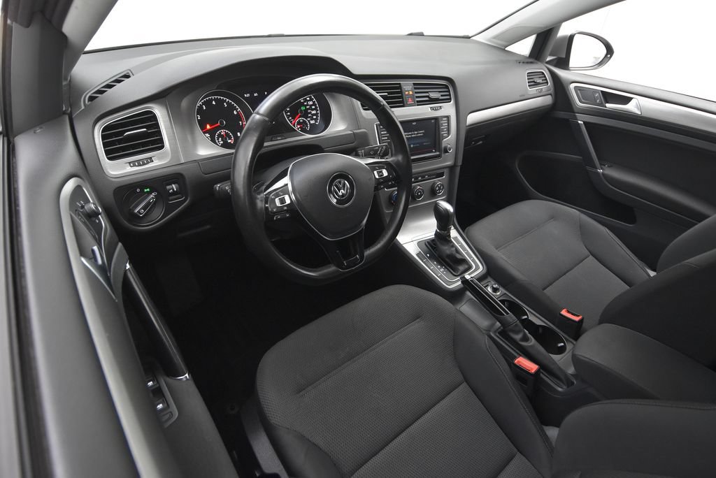 Used 2016 Volkswagen Golf S FWD image 30