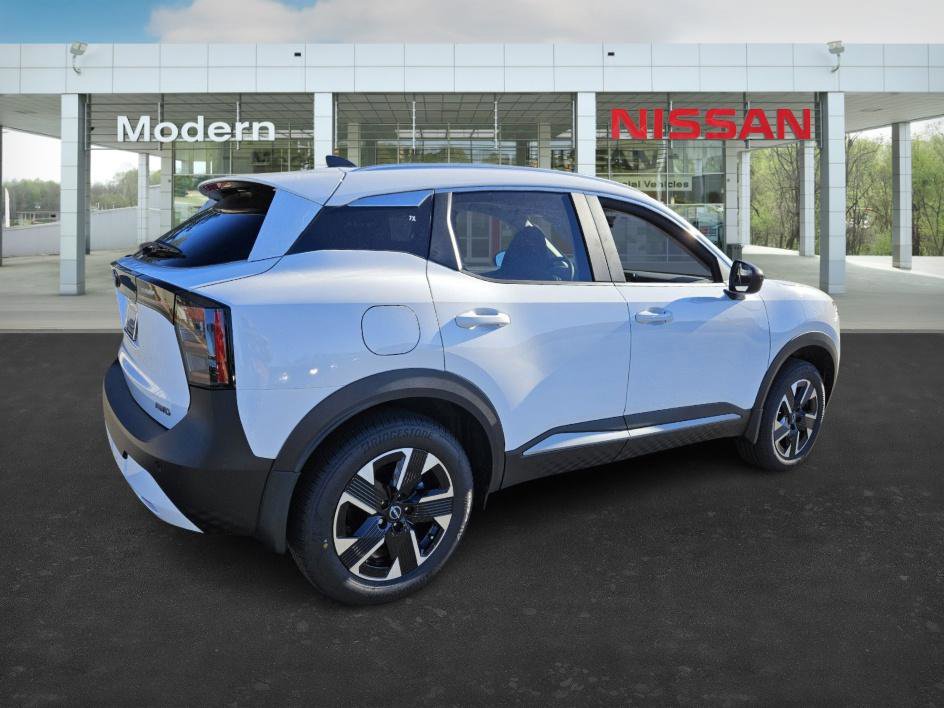 New 2026 Nissan Kicks SV image 4