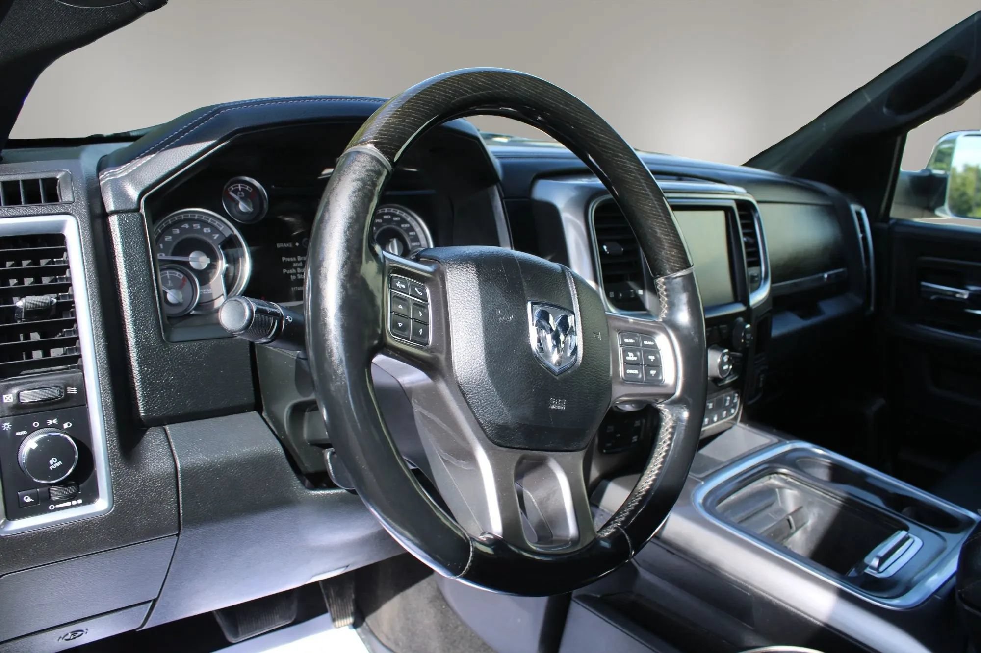 Used 2017 RAM 1500 Limited AWD/4WD image 15