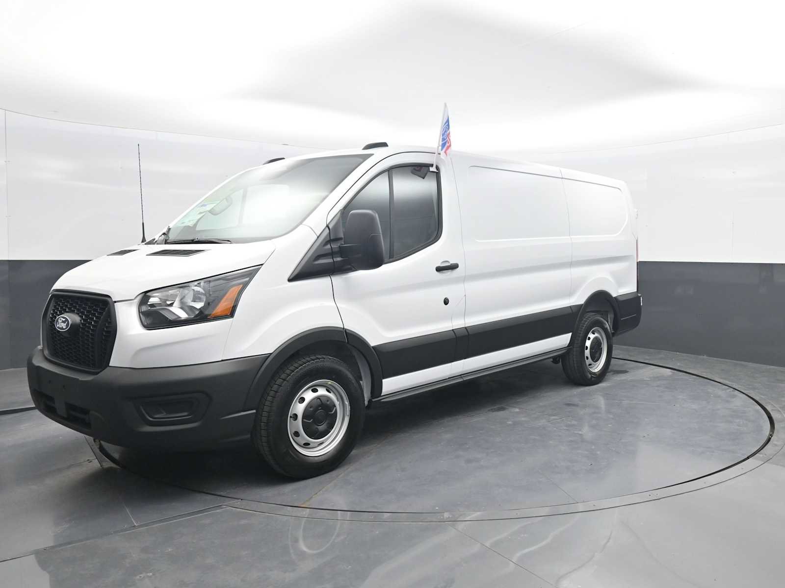 New 2027 Ford Transit 150 Low Roof RWD image 4