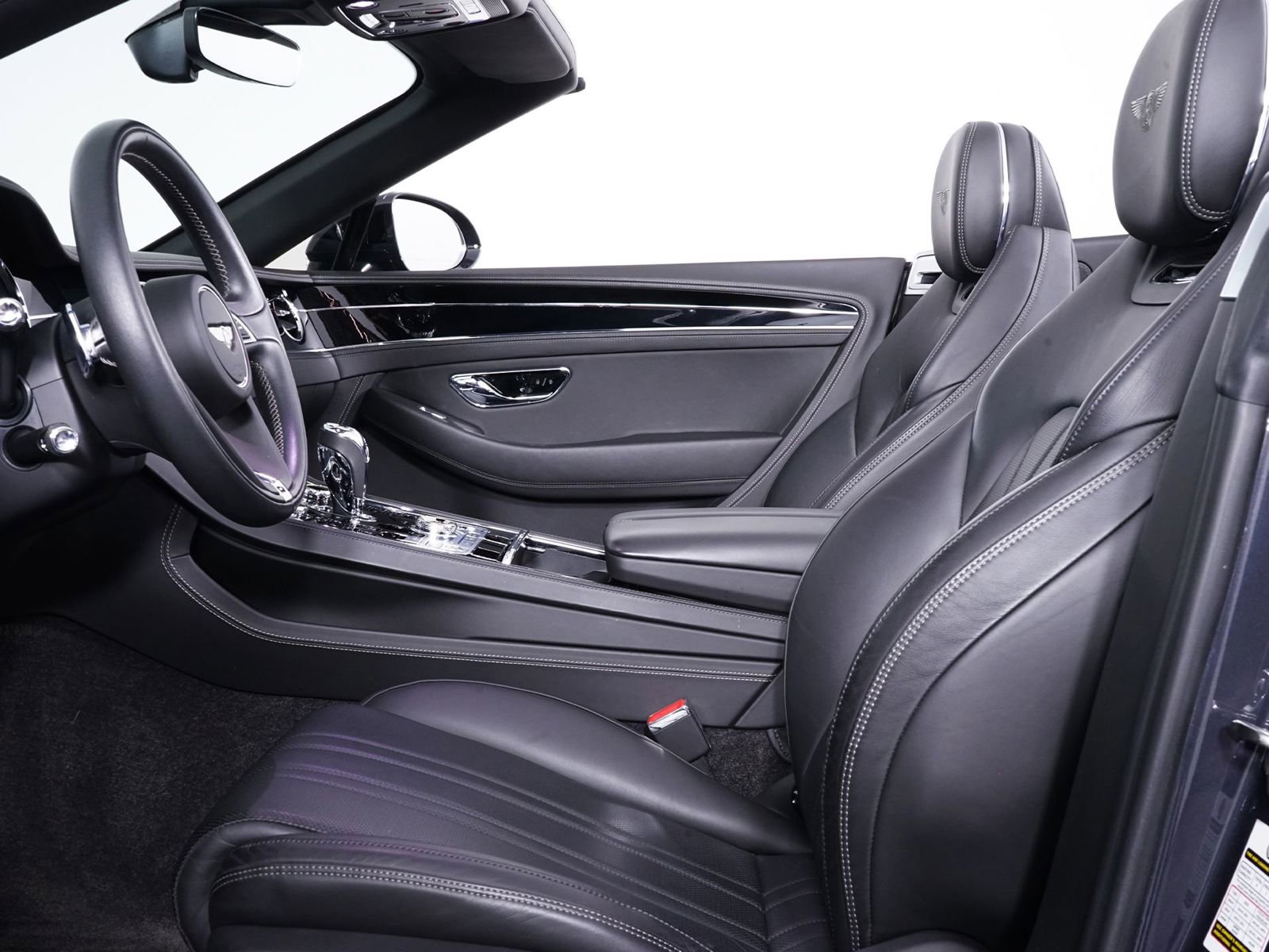 Used 2020 Bentley Continental GT image 4