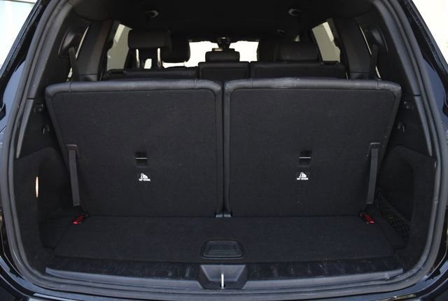 Used 2022 Mercedes-Benz GLB 250 w/ Premium Package Lite image 34