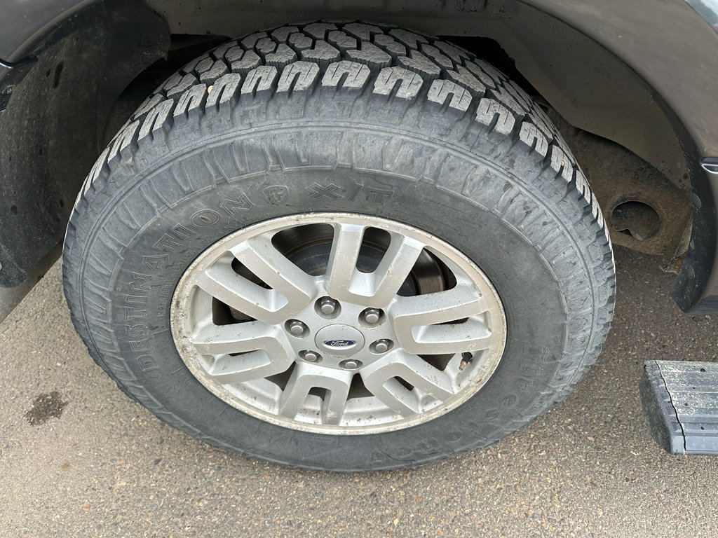 Used 2014 Ford Expedition EL Limited w/ Equipment Group 301A AWD/4WD image 40