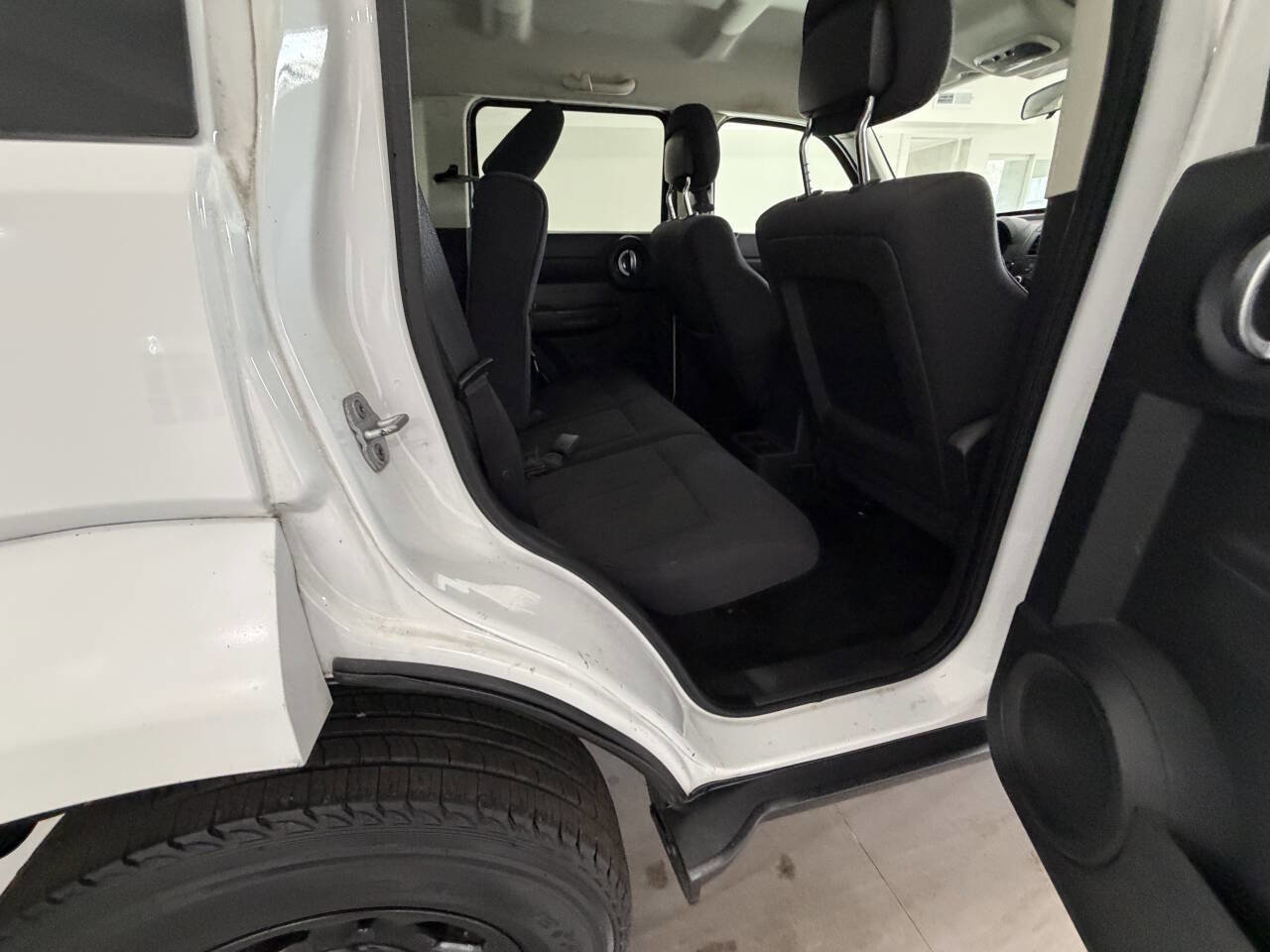 Used 2011 Dodge Nitro SE RWD image 15
