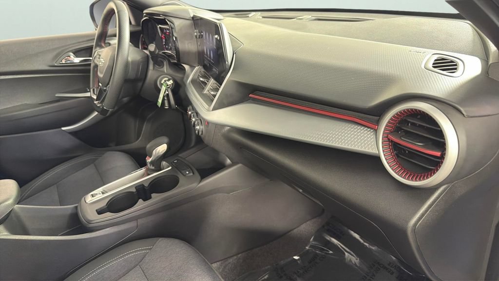 Certified 2024 Chevrolet Trax RS w/ Driver Confidence Package FWD image 36