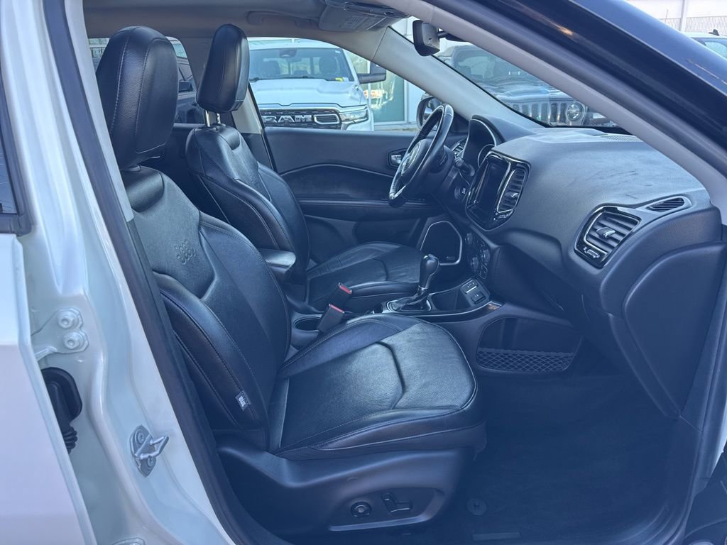 Used 2021 Jeep Compass Limited w/ Sun and Sound Group image 18
