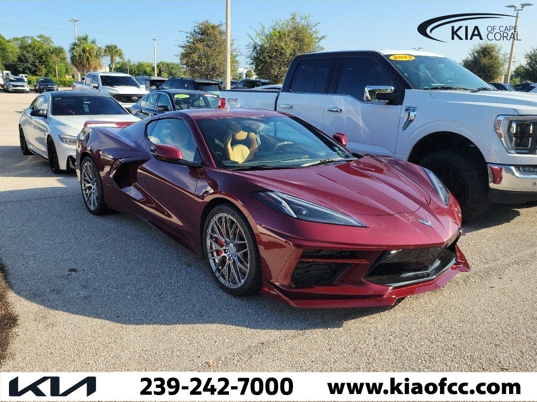 Used 2020 Chevrolet Corvette Stingray Premium Cpe w/ 3LT Preferred Equipment Group RWD image 10