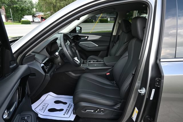 Used 2025 Acura MDX SH-AWD image 29