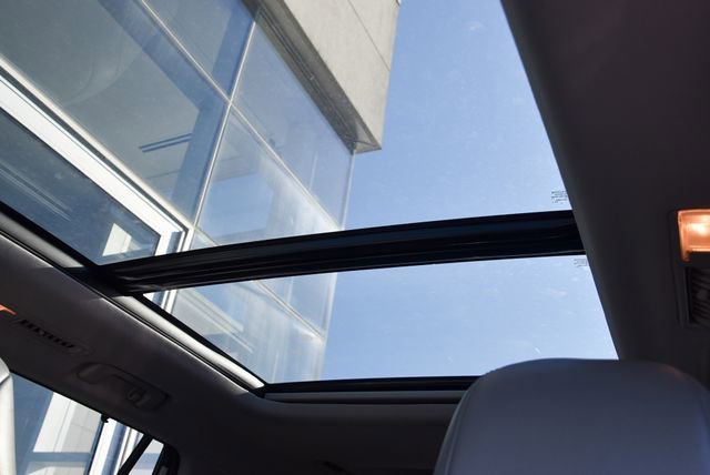 Used 2021 Toyota Highlander Platinum image 18