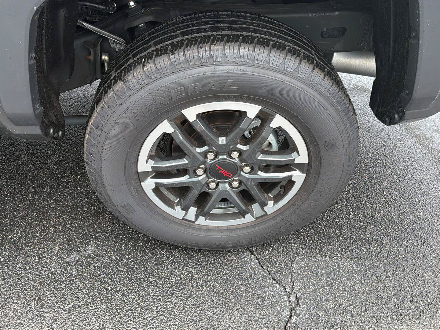 Used 2025 Toyota Tacoma TRD Sport RWD image 36
