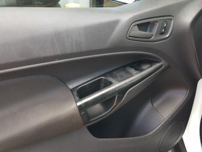 Used 2017 Ford Transit Connect XL image 25
