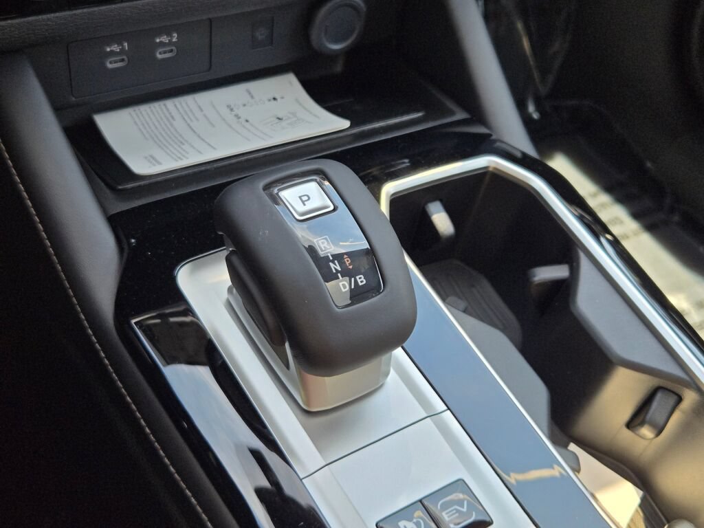 New 2026 Mitsubishi Outlander 4WD Plug-In Hybrid image 28