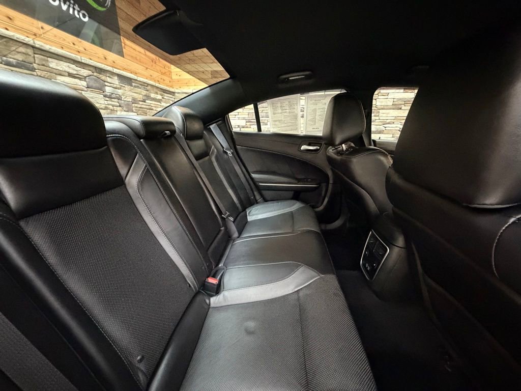 Used 2019 Dodge Charger SXT w/ Plus Group image 30