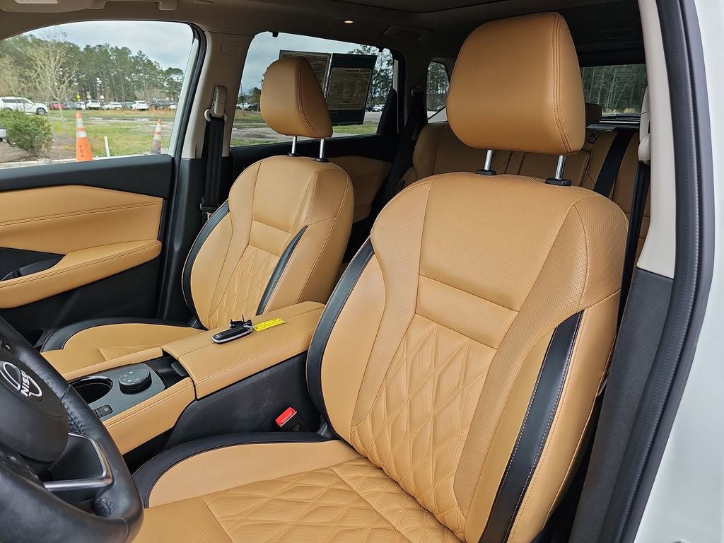 Used 2023 Nissan Rogue Platinum w/ Platinum Premium Package image 19