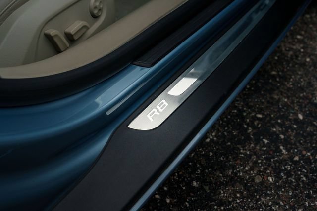 Used 2010 Audi R8 V8 AWD/4WD image 23