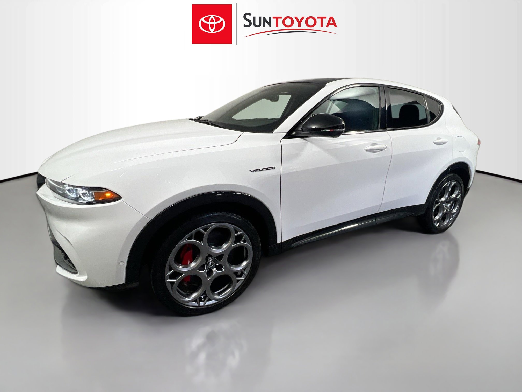 Used 2024 Alfa Romeo Tonale Veloce w/ Active Assist Package image 9