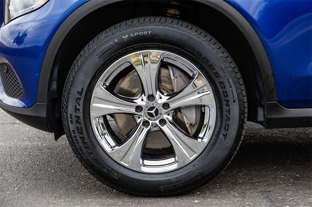 Certified 2018 Mercedes-Benz GLC 300 4MATIC image 9