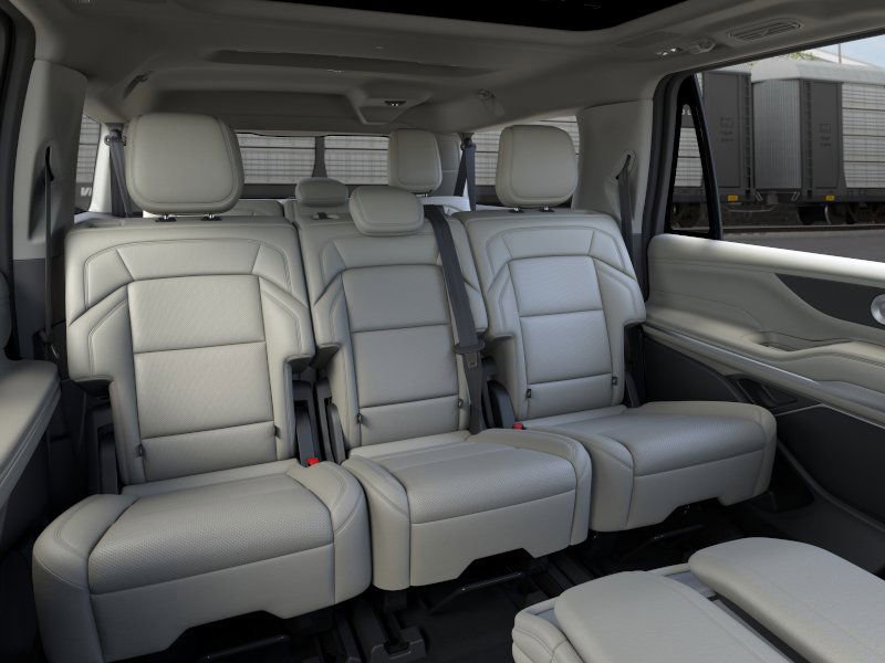 New 2026 Lincoln Navigator L Reserve image 10