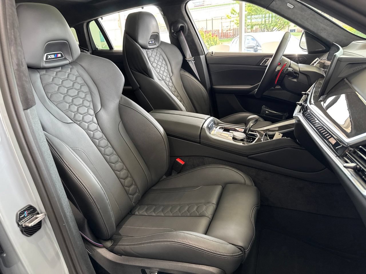 Used 2025 BMW X6 M Competition w/ Executive Package AWD/4WD image 52