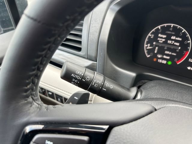 Used 2025 Honda Odyssey Elite image 25