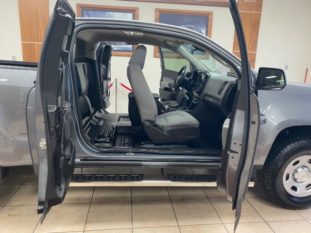 Used 2018 Chevrolet Colorado W/T RWD image 18