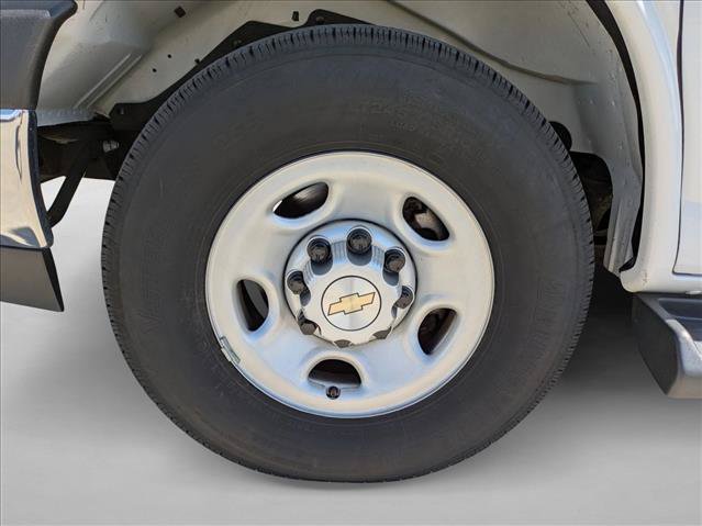 Used 2023 Chevrolet Express 3500 LT w/ LT Preferred Equipment Group RWD image 23