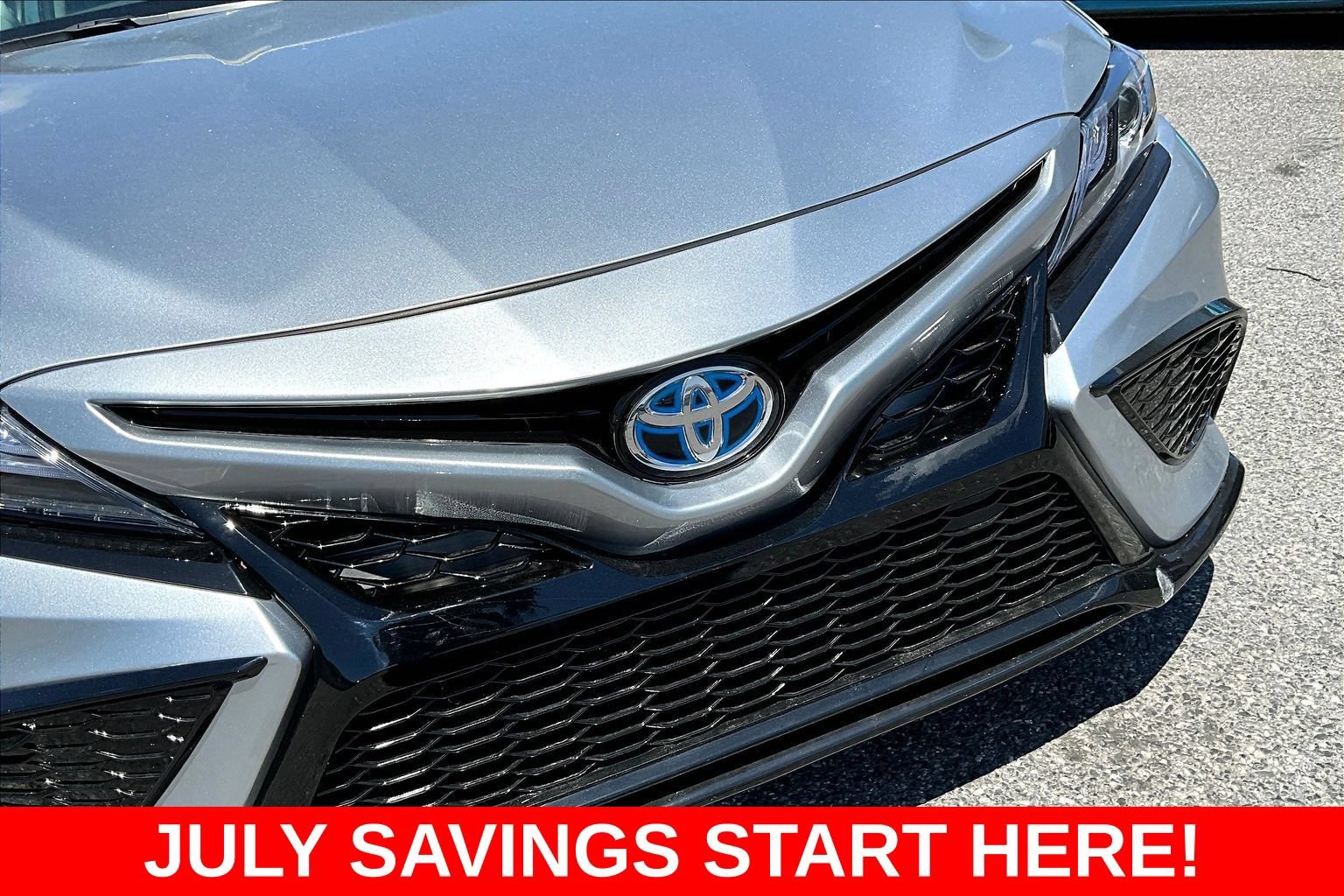 Used 2024 Toyota Camry XSE w/ Navigation Package FWD image 41