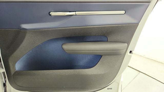 New 2026 Volvo EX30 Plus w/ Protection Package Premier RWD image 34