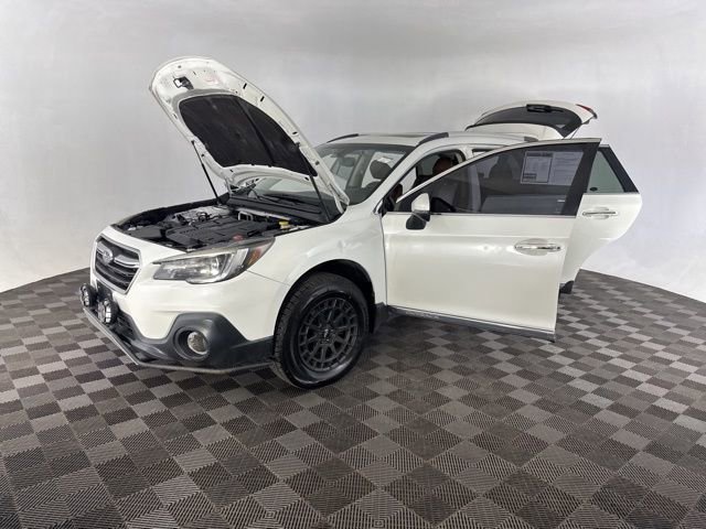 Used 2019 Subaru Outback 3.6R Touring w/ Popular Package #3A image 10