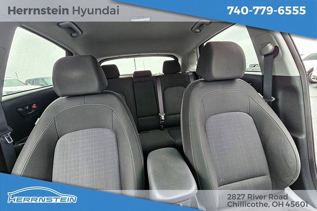 Used 2023 Hyundai Kona SEL image 13