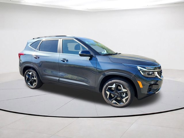Certified 2024 Kia Seltos EX image 1