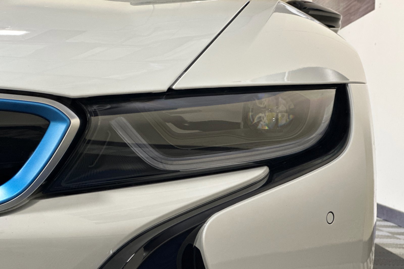 Used 2020 BMW i8 Coupe image 55