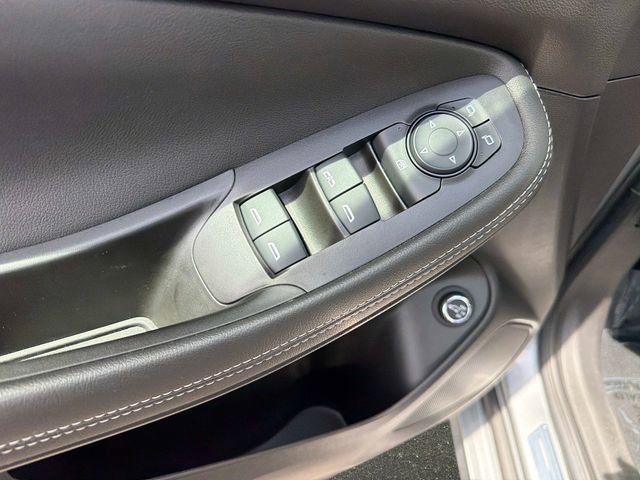 Used 2023 Buick Encore GX Select w/ Sport Touring Package image 18
