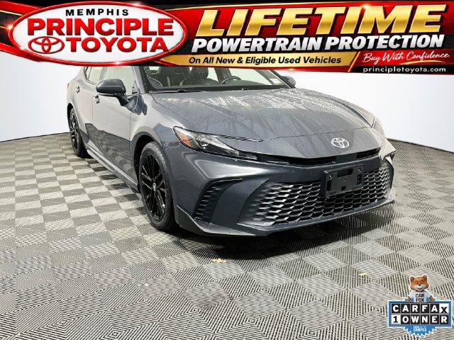 Certified 2025 Toyota Camry SE FWD image 1
