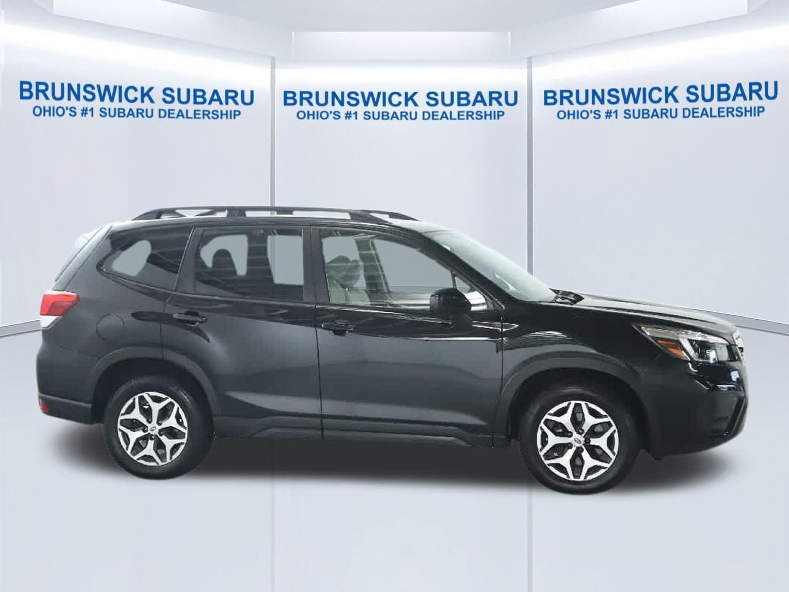 Certified 2021 Subaru Forester Premium AWD/4WD image 11