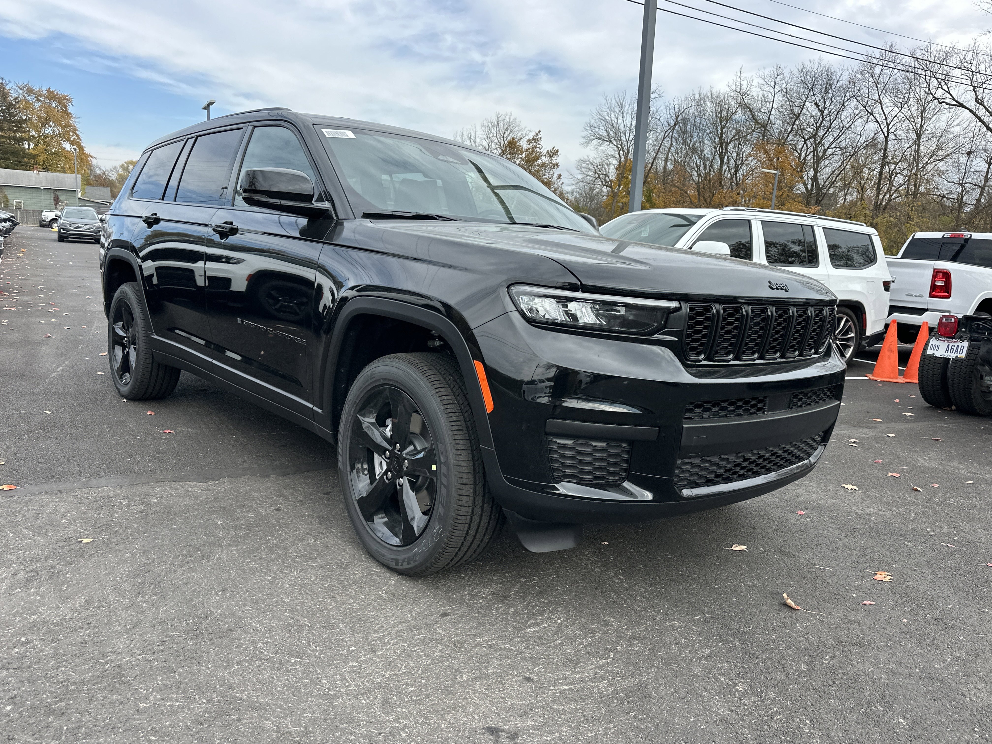 New 2025 Jeep Grand Cherokee L Altitude image 20