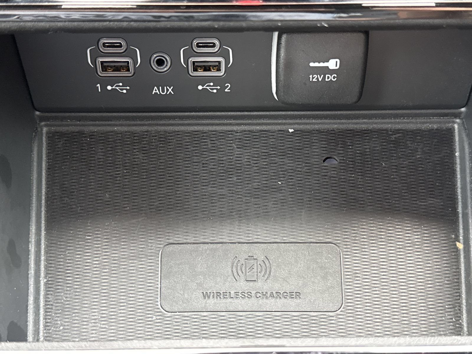Used 2023 Jeep Grand Cherokee Altitude AWD/4WD image 28