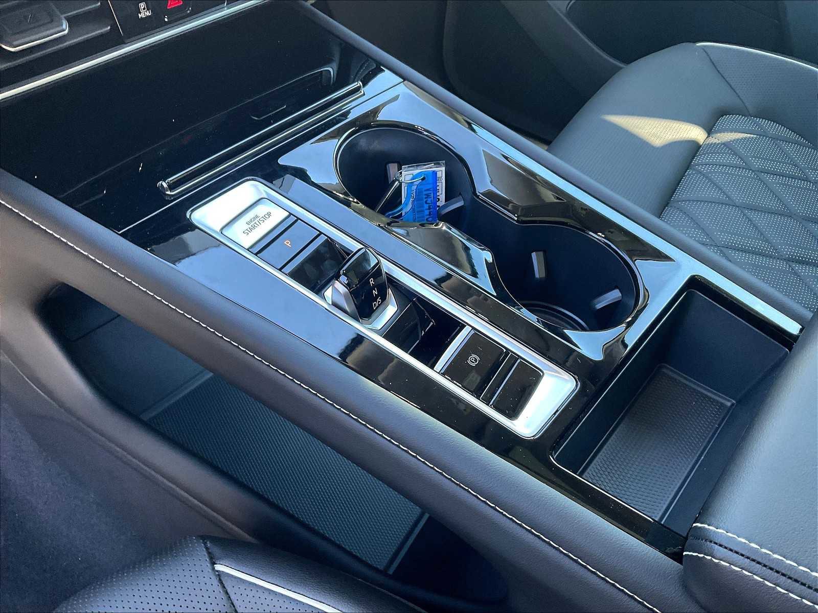 New 2026 Volkswagen Atlas SEL Premium R-Line image 14