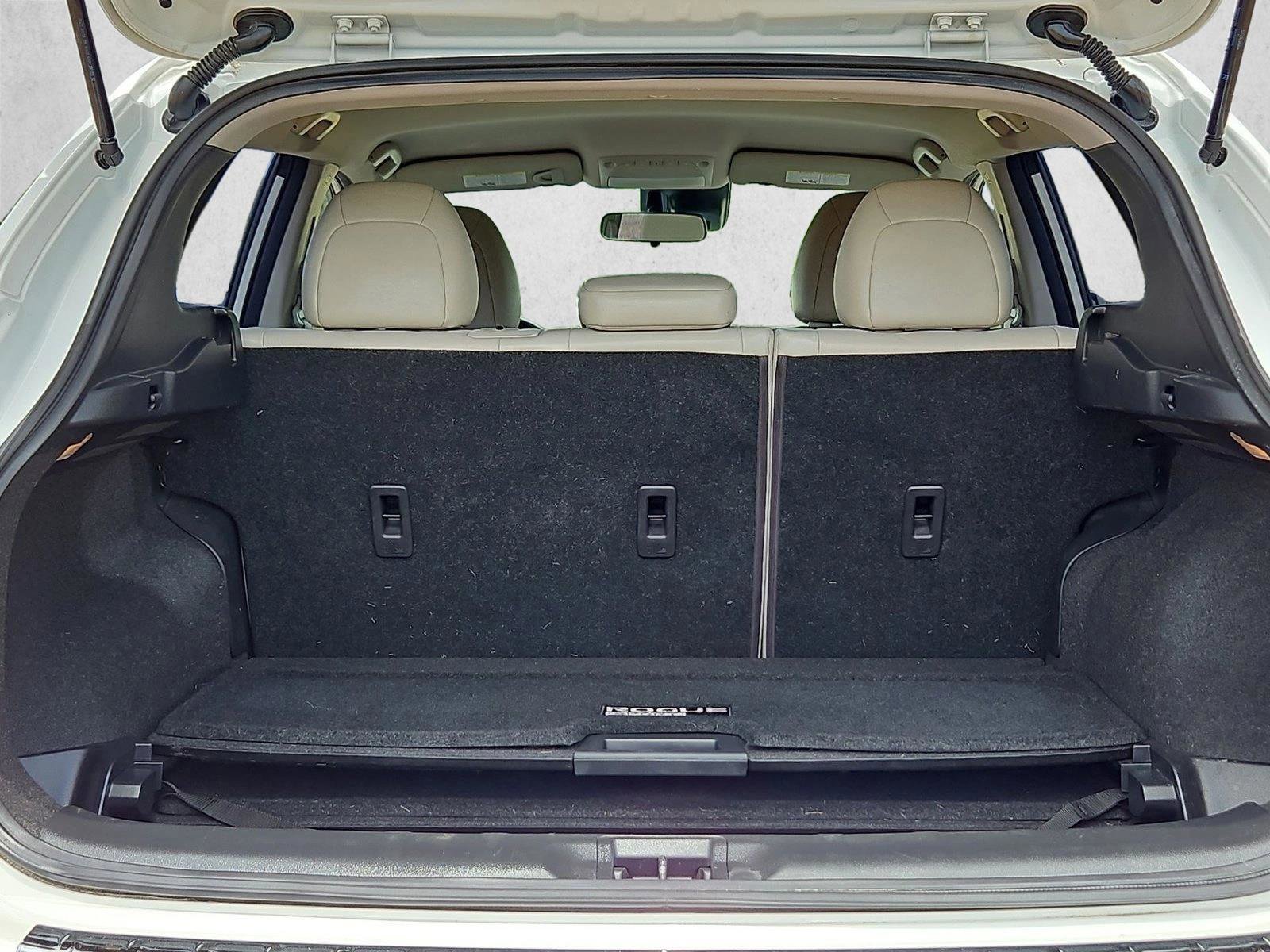 Used 2022 Nissan Rogue Sport SV w/ Technology Package FWD image 18