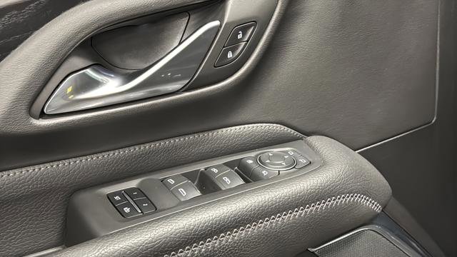 Used 2021 GMC Yukon Denali image 21