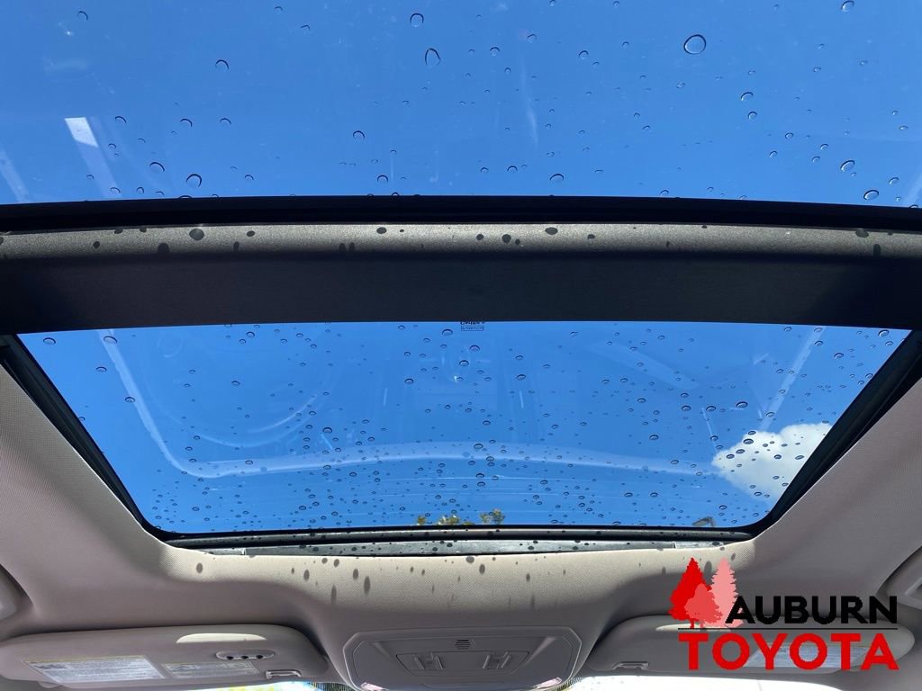 Used 2019 Ford Escape Titanium FWD image 29