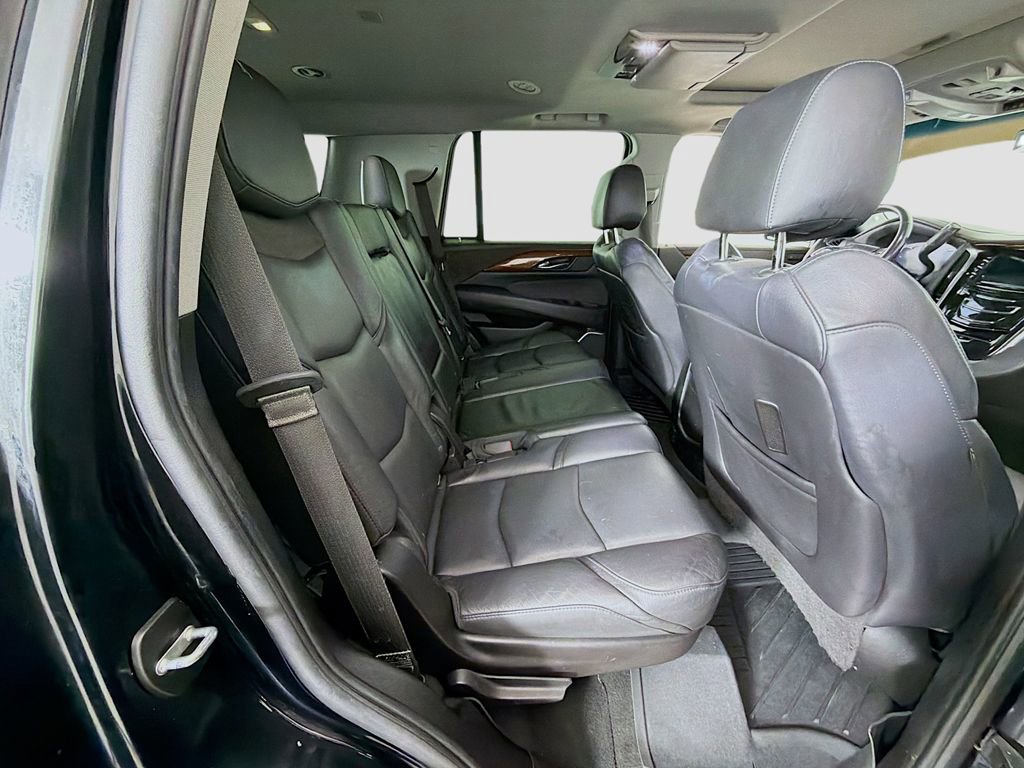 Used 2018 Cadillac Escalade Premium Luxury image 29