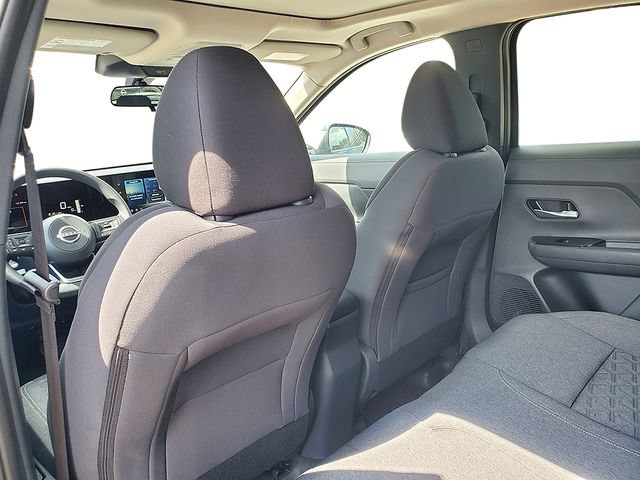 New 2026 Nissan Kicks SV w/ SV Premium Package AWD/4WD image 31