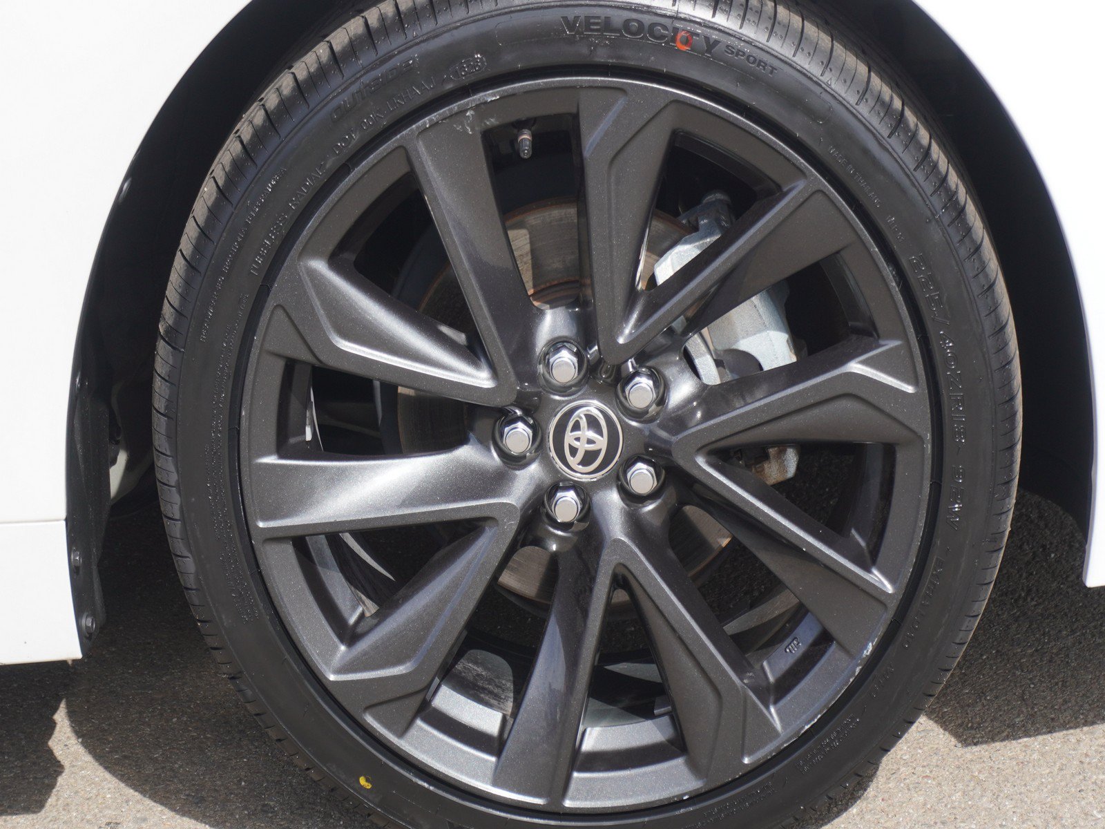 Used 2023 Toyota Corolla SE w/ SE Package FWD image 5