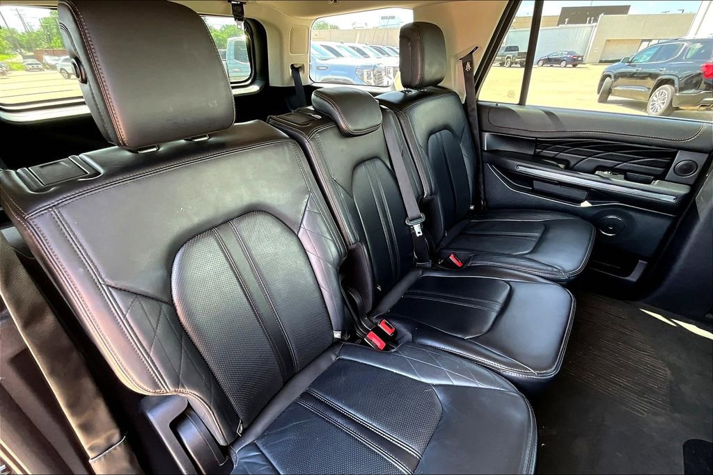 Used 2020 Ford Expedition Platinum image 36