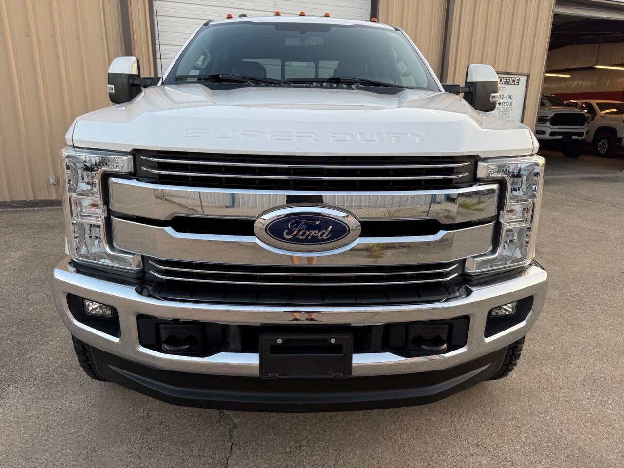 Used 2017 Ford F350 Lariat w/ Lariat Value Package image 4